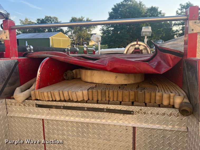 image for item MR9885 1978 Dodge W40 Custom 400  brush fire truck