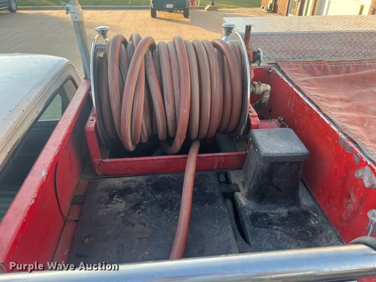 image for item MR9885 1978 Dodge W40 Custom 400  brush fire truck