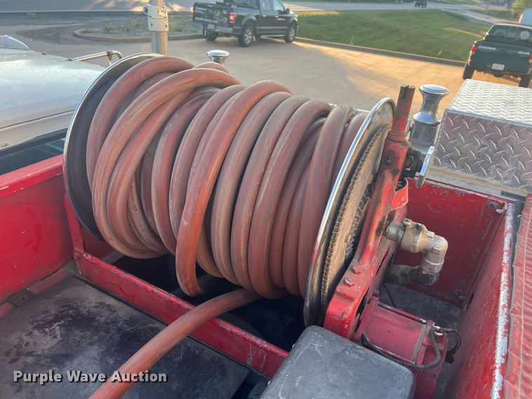 image for item MR9885 1978 Dodge W40 Custom 400  brush fire truck