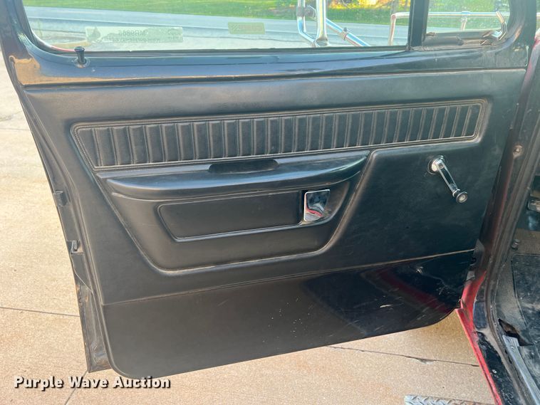 image for item MR9885 1978 Dodge W40 Custom 400  brush fire truck