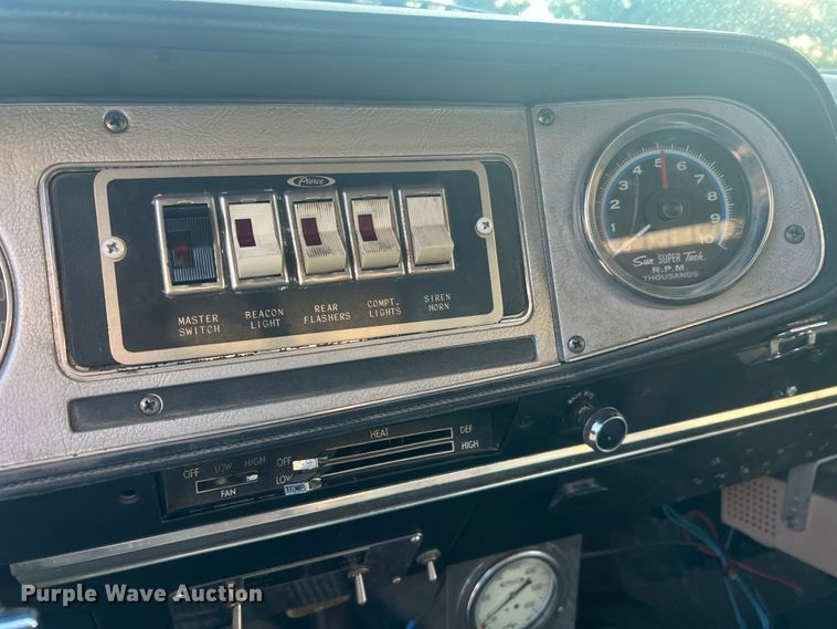 image for item MR9885 1978 Dodge W40 Custom 400  brush fire truck