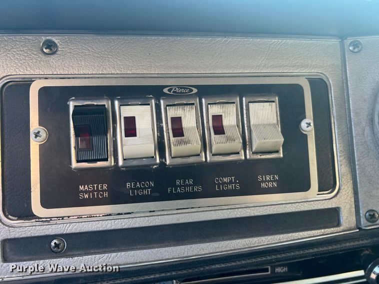 image for item MR9885 1978 Dodge W40 Custom 400  brush fire truck