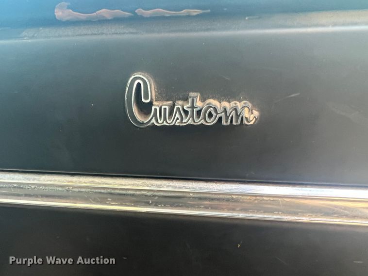 image for item MR9885 1978 Dodge W40 Custom 400  brush fire truck