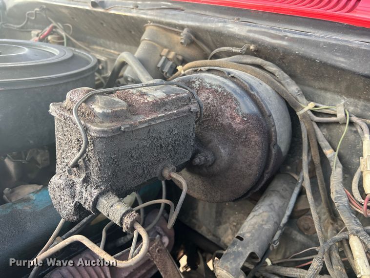 image for item MR9885 1978 Dodge W40 Custom 400  brush fire truck