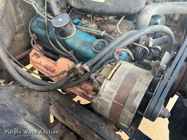 image for item MR9885 1978 Dodge W40 Custom 400  brush fire truck