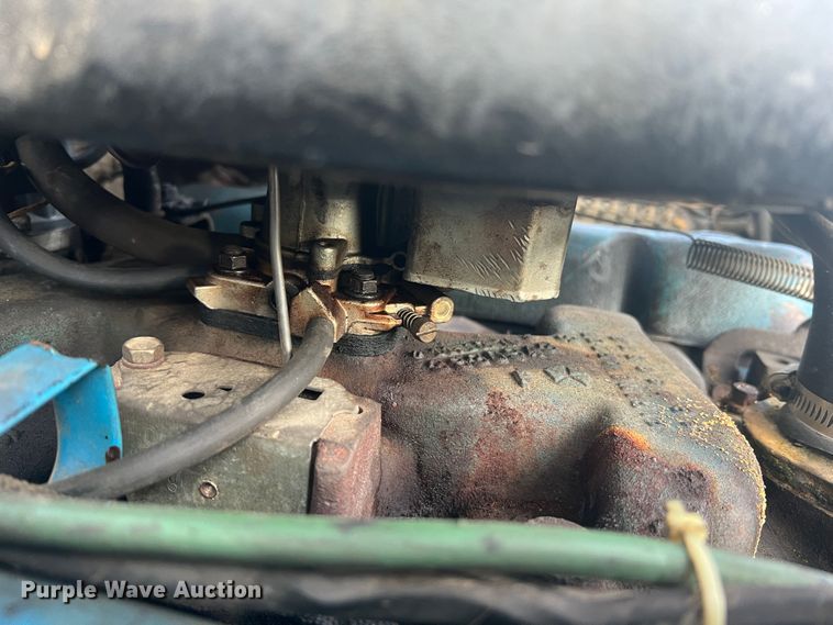 image for item MR9885 1978 Dodge W40 Custom 400  brush fire truck