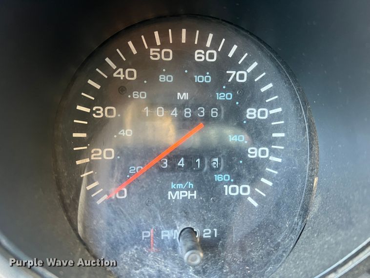 image for item MR9886 1991 Dodge Ram Wagon B350  rescue vehicle