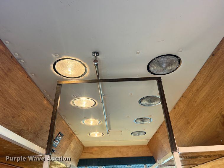 image for item MR9886 1991 Dodge Ram Wagon B350  rescue vehicle