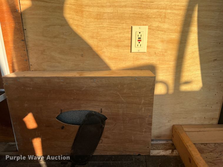 image for item MR9886 1991 Dodge Ram Wagon B350  rescue vehicle