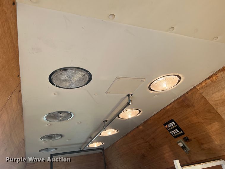 image for item MR9886 1991 Dodge Ram Wagon B350  rescue vehicle