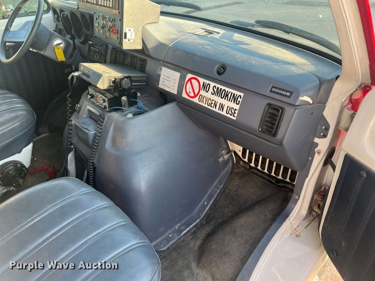 image for item MR9886 1991 Dodge Ram Wagon B350  rescue vehicle