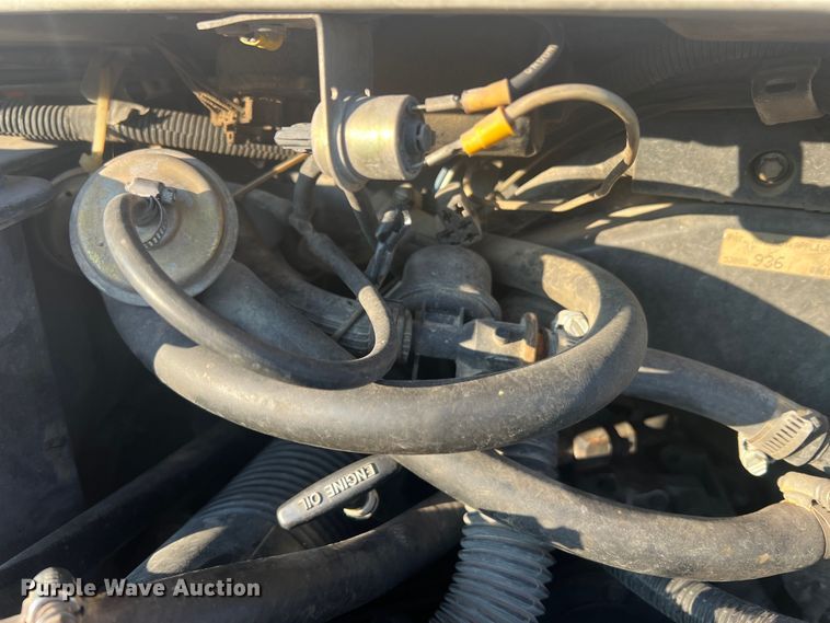 image for item MR9886 1991 Dodge Ram Wagon B350  rescue vehicle