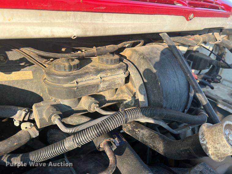 image for item MR9886 1991 Dodge Ram Wagon B350  rescue vehicle