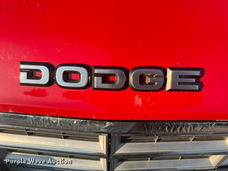 image for item MR9886 1991 Dodge Ram Wagon B350  rescue vehicle