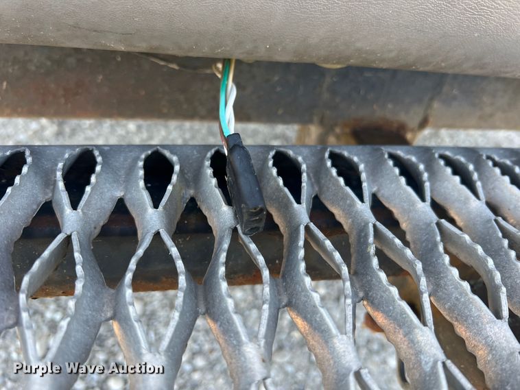 image for item MR9889 1997 Ford E350 Super Duty  ambulance