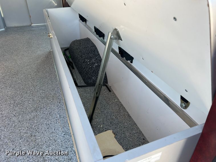 image for item MR9889 1997 Ford E350 Super Duty  ambulance