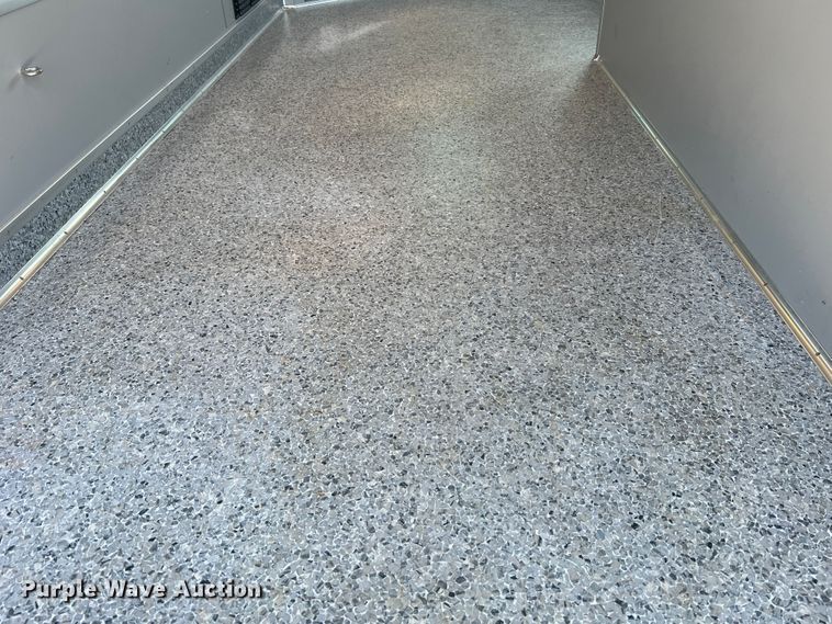 image for item MR9889 1997 Ford E350 Super Duty  ambulance