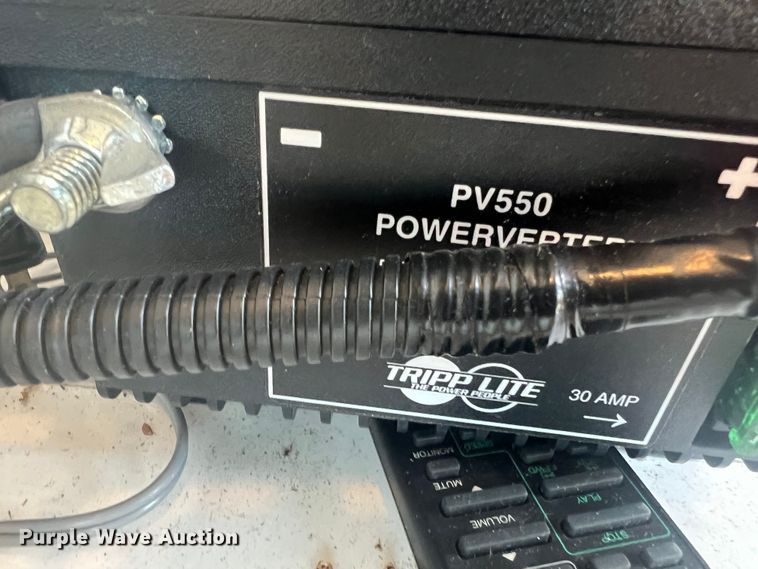 image for item MR9889 1997 Ford E350 Super Duty  ambulance