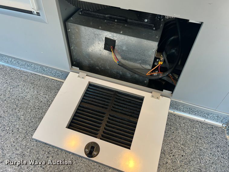 image for item MR9889 1997 Ford E350 Super Duty  ambulance