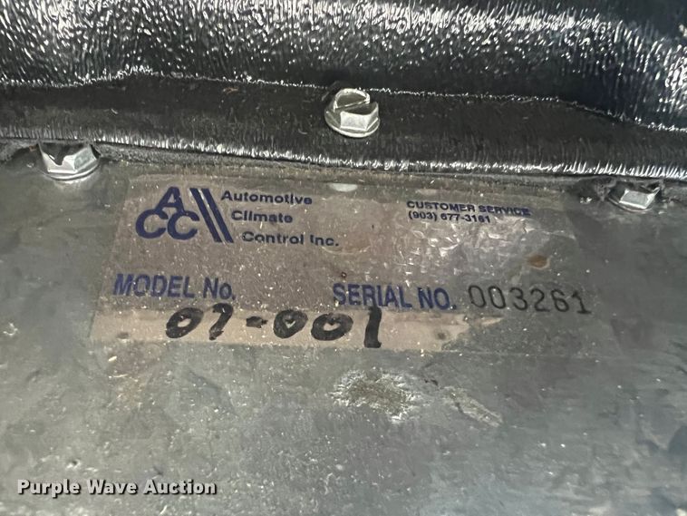 image for item MR9889 1997 Ford E350 Super Duty  ambulance