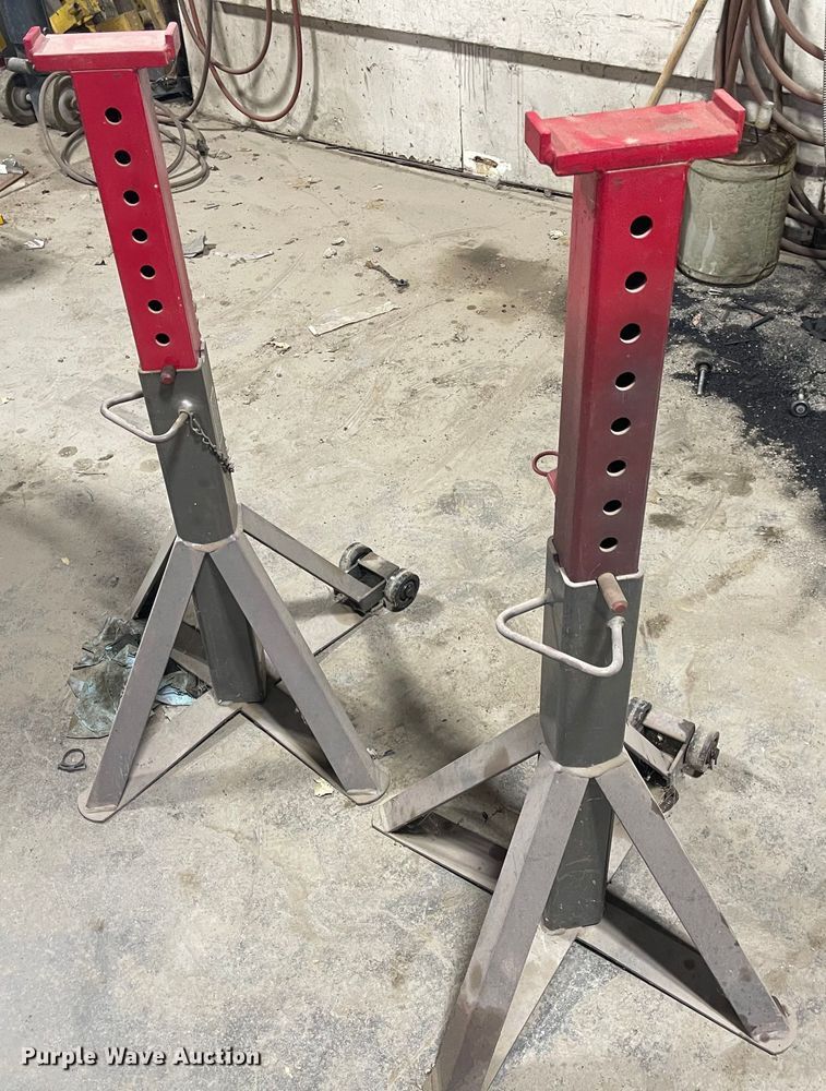 image for item MU9255 (2) Gray WL-30 wheel lift systems