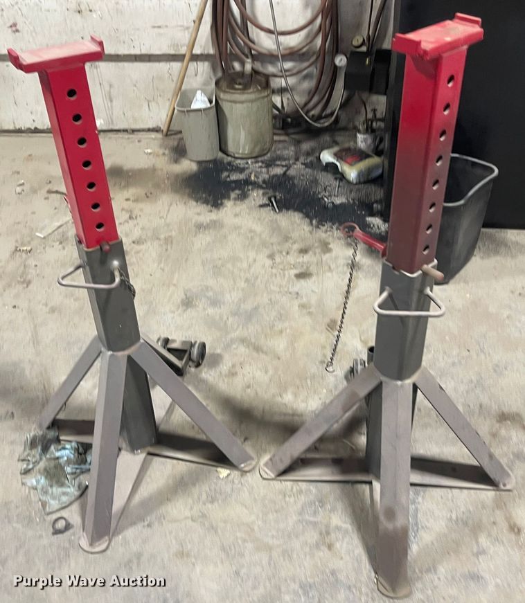 image for item MU9255 (2) Gray WL-30 wheel lift systems