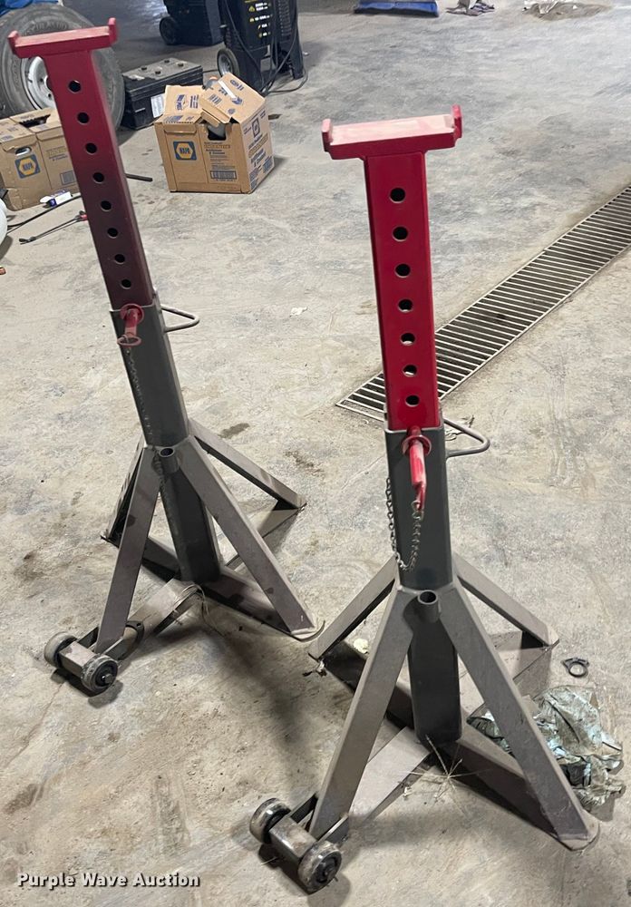 image for item MU9255 (2) Gray WL-30 wheel lift systems