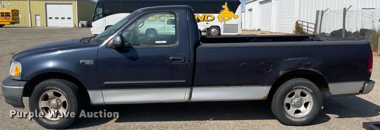 image for item MU9256 2000 Ford F150  pickup truck
