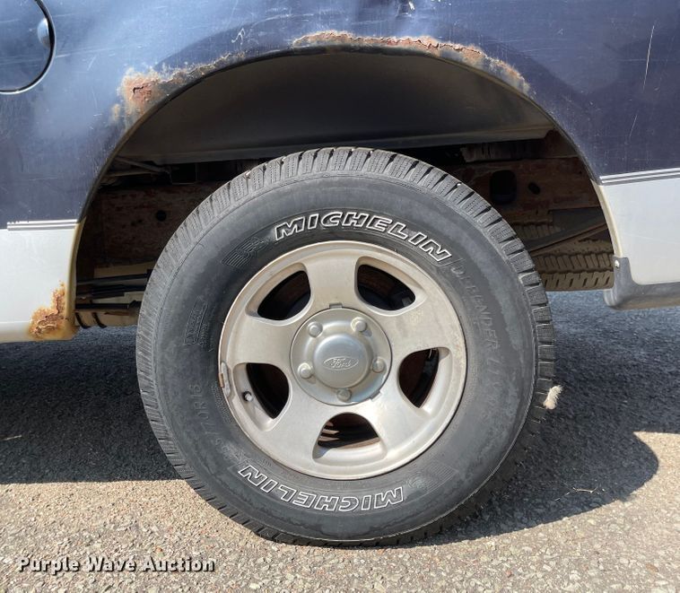 image for item MU9256 2000 Ford F150  pickup truck