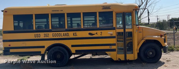 image for item MU9257 2004 Freightliner FS65  school bus