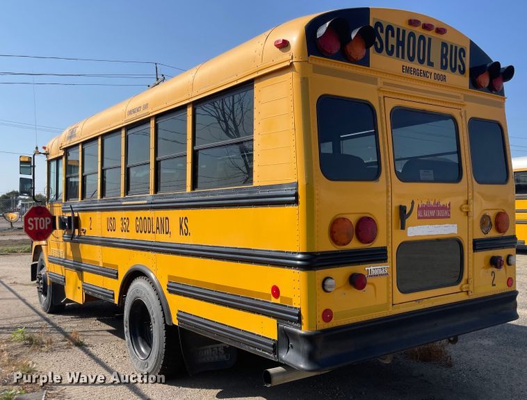 image for item MU9257 2004 Freightliner FS65  school bus