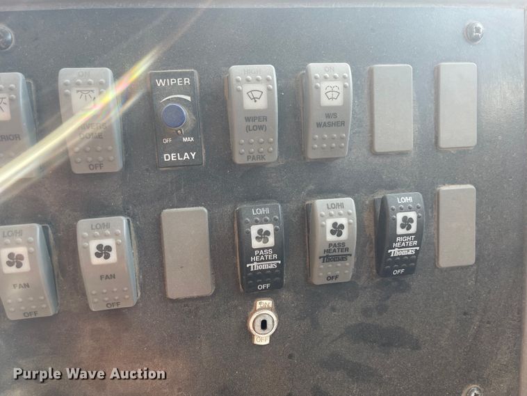 image for item MU9257 2004 Freightliner FS65  school bus