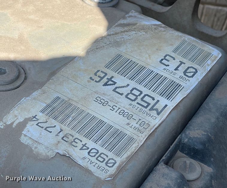 image for item MU9257 2004 Freightliner FS65  school bus