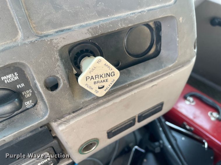 image for item MU9261 2003 Sterling L7500  sewer jetter truck