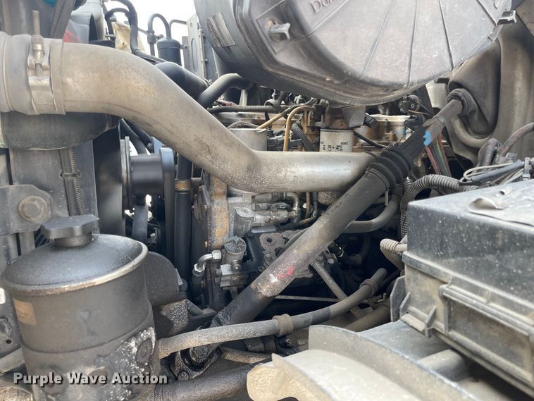 image for item MU9261 2003 Sterling L7500  sewer jetter truck