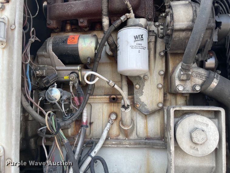 image for item MU9261 2003 Sterling L7500  sewer jetter truck