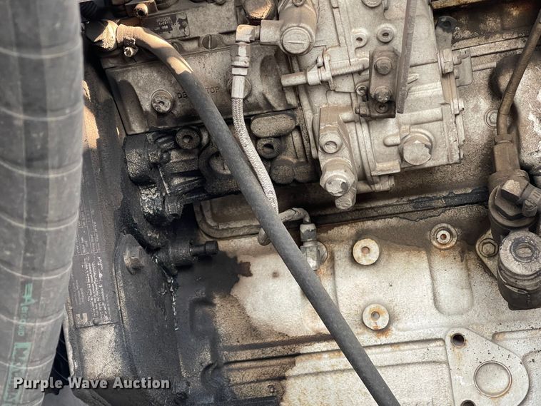 image for item MU9261 2003 Sterling L7500  sewer jetter truck