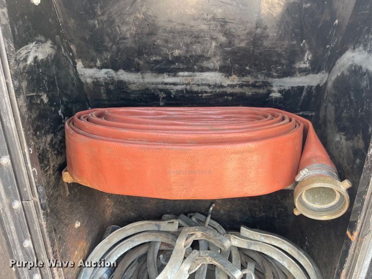 image for item MU9261 2003 Sterling L7500  sewer jetter truck