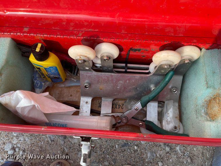 image for item MU9261 2003 Sterling L7500  sewer jetter truck