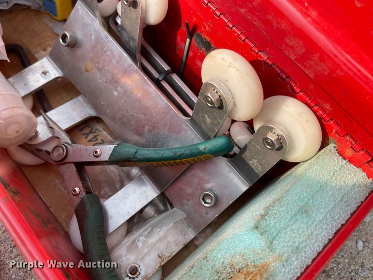 image for item MU9261 2003 Sterling L7500  sewer jetter truck