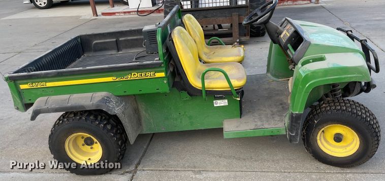 image for item MU9264 2009 John Deere TE Gator  utility vehicle