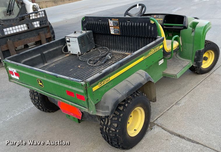 image for item MU9264 2009 John Deere TE Gator  utility vehicle