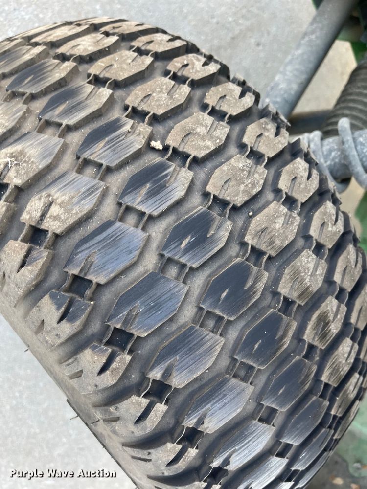 image for item MU9264 2009 John Deere TE Gator  utility vehicle