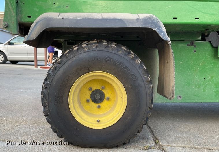 image for item MU9264 2009 John Deere TE Gator  utility vehicle