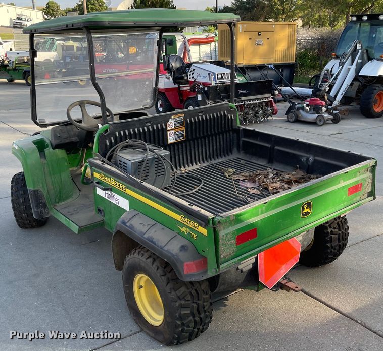 image for item MU9265 2009 John Deere TE Gator  utility vehicle