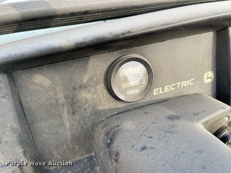 image for item MU9265 2009 John Deere TE Gator  utility vehicle