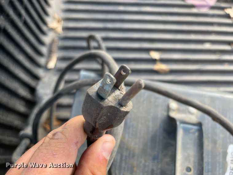 image for item MU9265 2009 John Deere TE Gator  utility vehicle