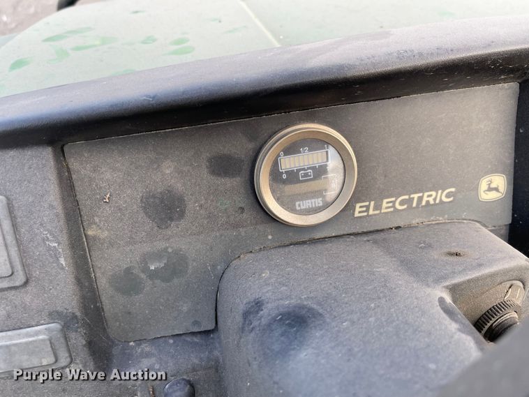 image for item MU9266 2009 John Deere TE Gator  utility vehicle