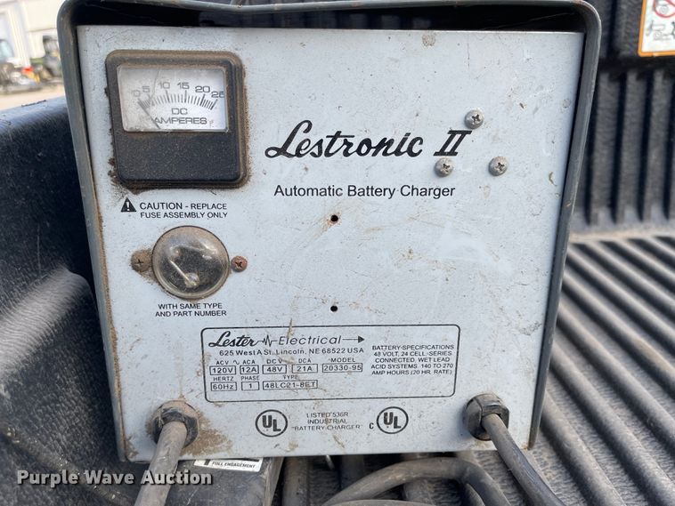 image for item MU9266 2009 John Deere TE Gator  utility vehicle