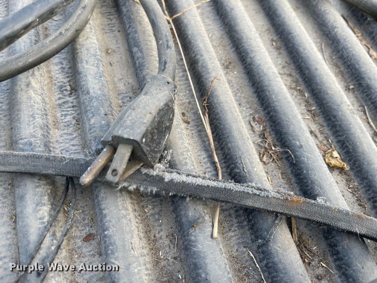 image for item MU9266 2009 John Deere TE Gator  utility vehicle